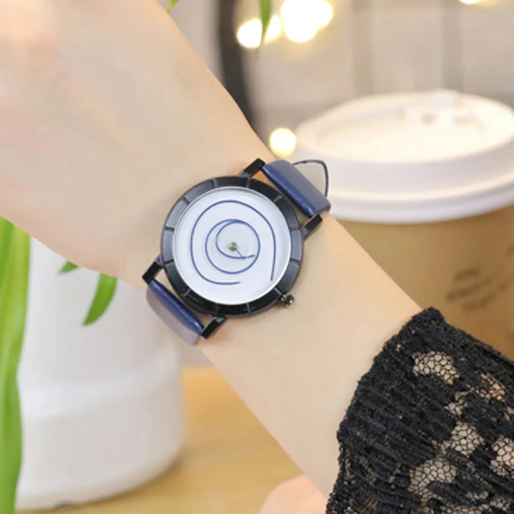 

New Fashion Simple Women Watch Gift Clock Leather Band Analog Quartz Wrist Watch Kol Saati women Clock W50