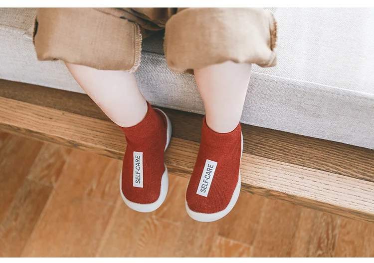 Новые весенне-летние детские туфли и носки детские тапочки нескользящая обувь с резиновой подошвой для новорожденных 0-1-3 лет