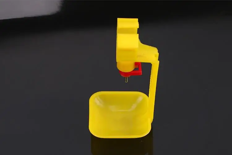 20 шт куриная вода питьевые чашки Автоматическая куриная вода ниппель поилка для перепелиных ниппелей поилки для кур - Цвет: Цвет: желтый