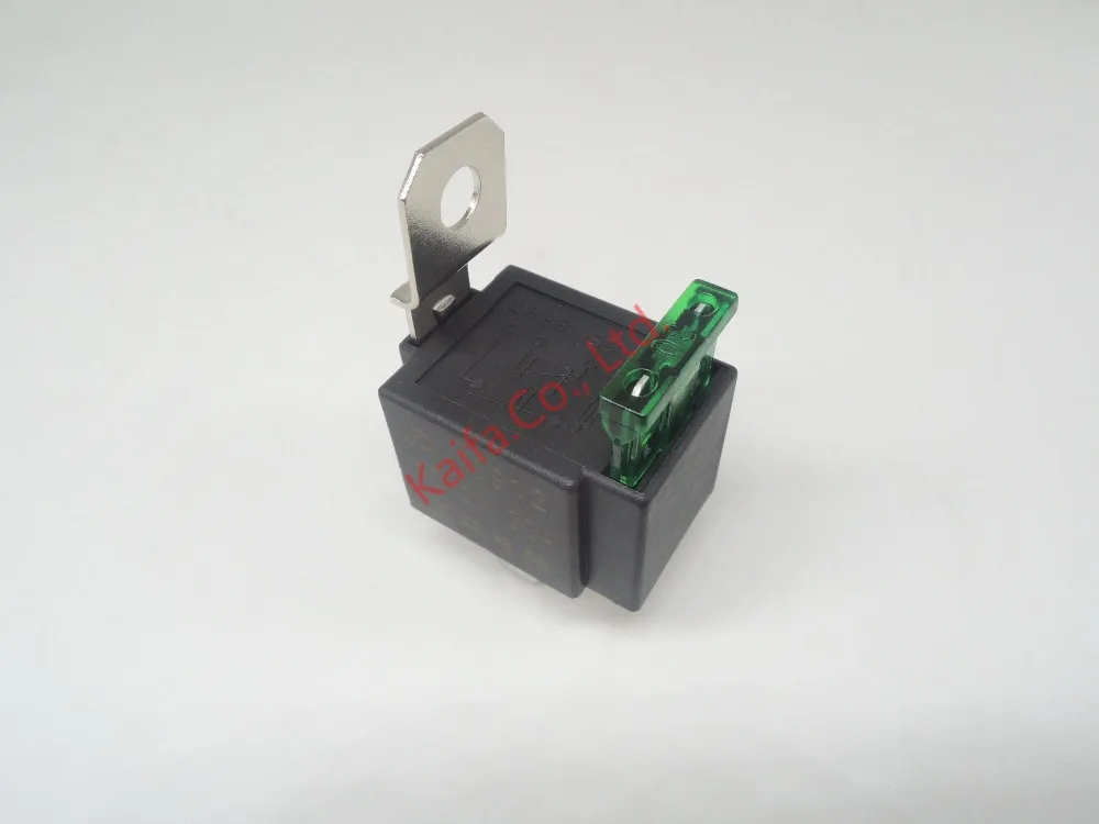 

1piece4p 30A auto relay with fuse, coil voltage 12VDC relay,Normally Open Contacts 30A Car Bike Van Car Automotive Fused On/Off