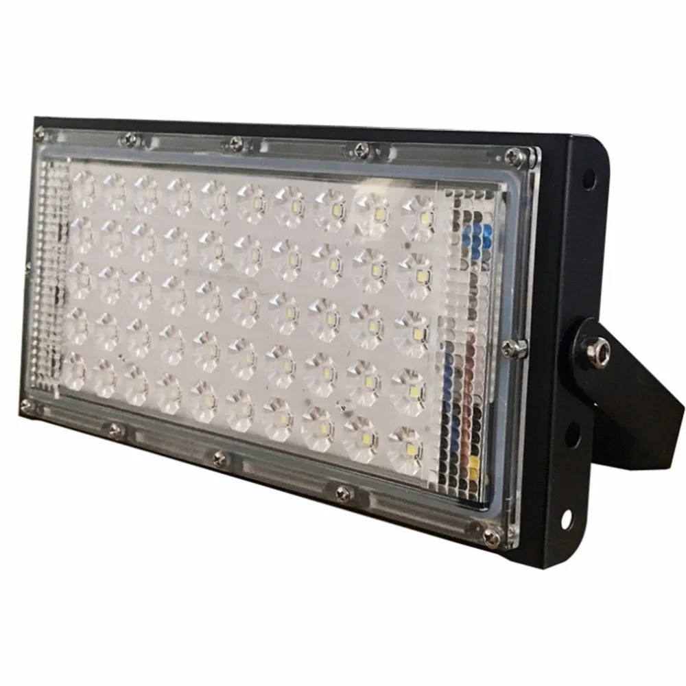 

Bright Led Floodlight 50W Outdoor Lower Power Consumption Flood Light Professional Light Street Lamp Waterproof IP65