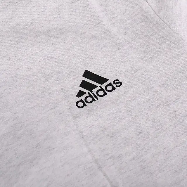 adidas ess base tee