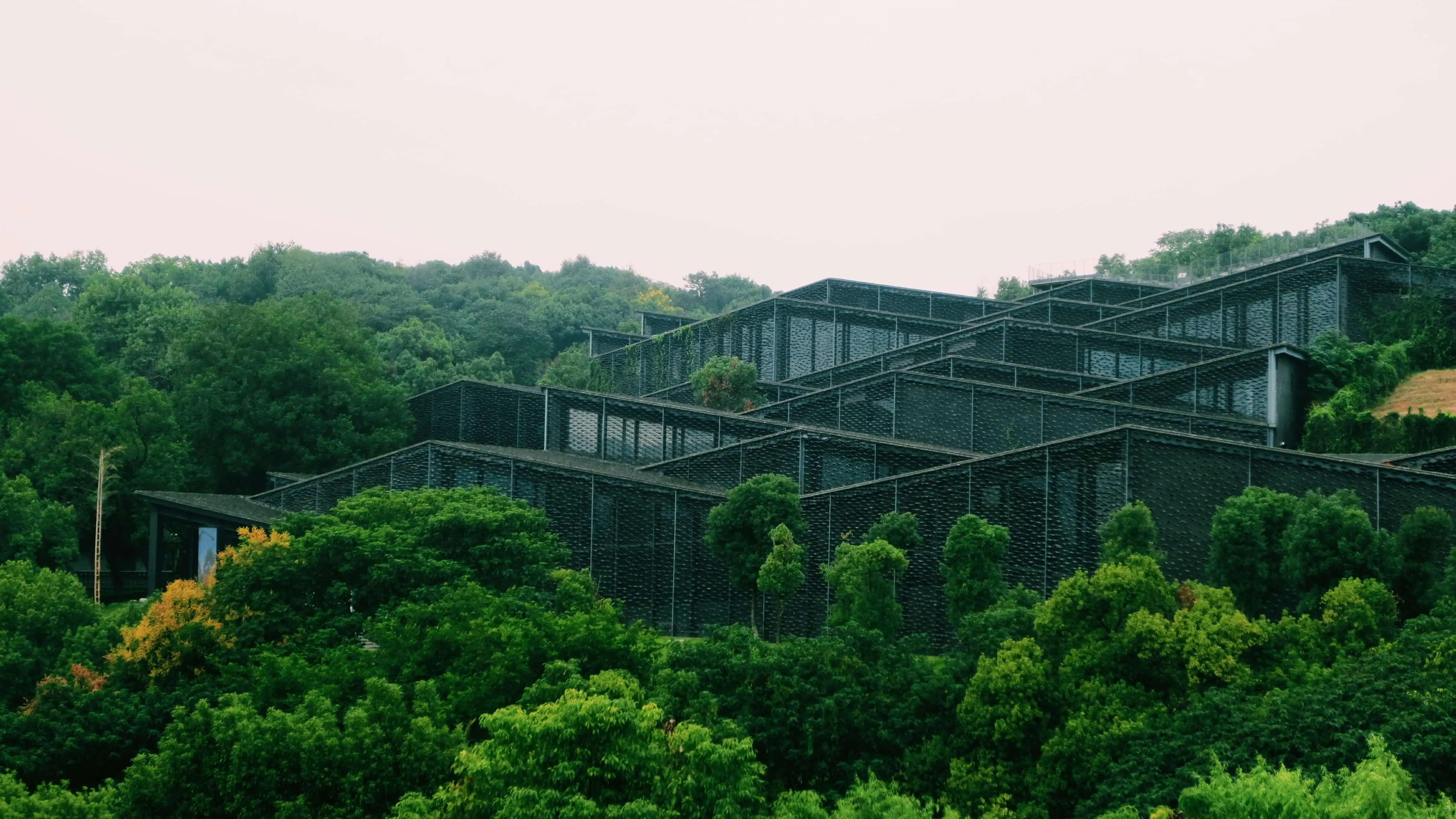 山上的「宫殿」