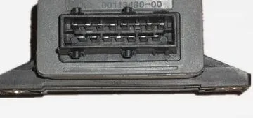 【...】 COOLING FAN CONTROLUNIT FOR CITROEN zx evasion saxo 133881 1338a1