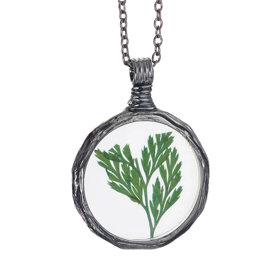 Handmade Boho Transparent Resin Green Plant Leaves Necklace Vintage Round Water Drop Pendant Necklace For Women