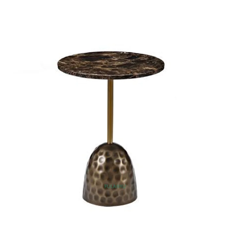 

Modern painted coffee table, simple Italian style