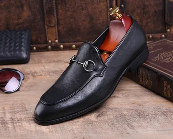 

New Style Men Round Toes Metal Buckle Low Top Leather Slip On Loafers Men Youth Fashion Trend Lazy Shoes Men Solid Party Shoes