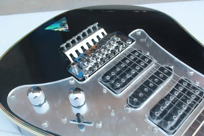 

Top Selling High-quality Musical Instruments Three Pickups 7 Strings IIIBZ Black Electric Guitar Left Handed Available