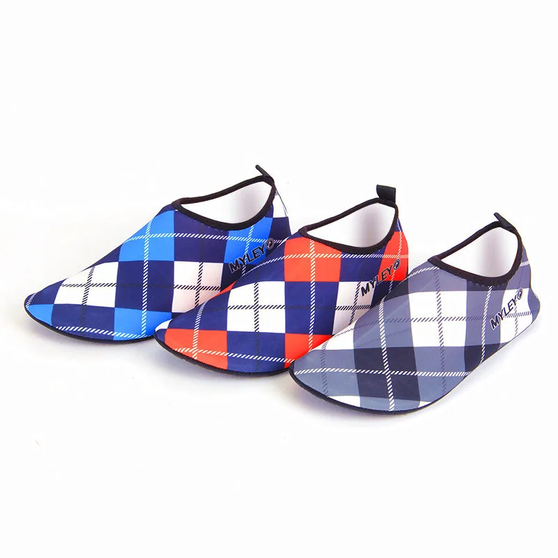 4212702120_979201264