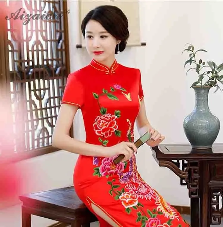 Новый Поддельные Шелковый Cheongsam Длинные красные Qipao платье в традиционном китайском стиле платья для женщин Orientale Винтаж невесты туалетный