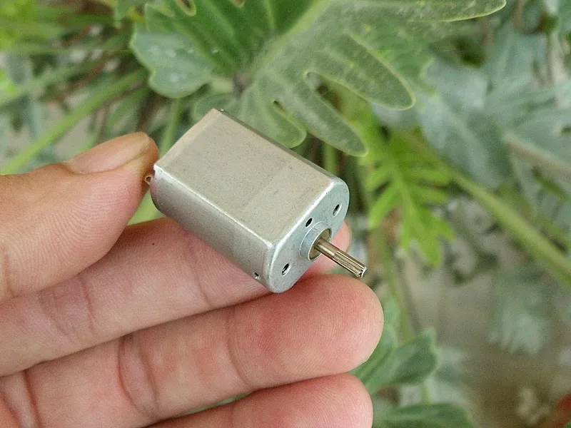 

Free Shipping 2 pcs DC12V-24V 15*20mm F130 miniature permanent magnet carbon brush motor for power tools/model toys / DIY, etc.