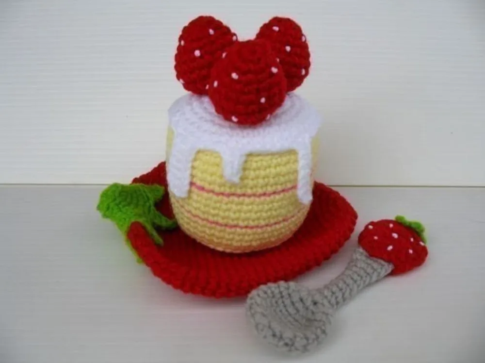 Крючком игрушки amigurumi игрушка клубника чашка-модель номер w15790