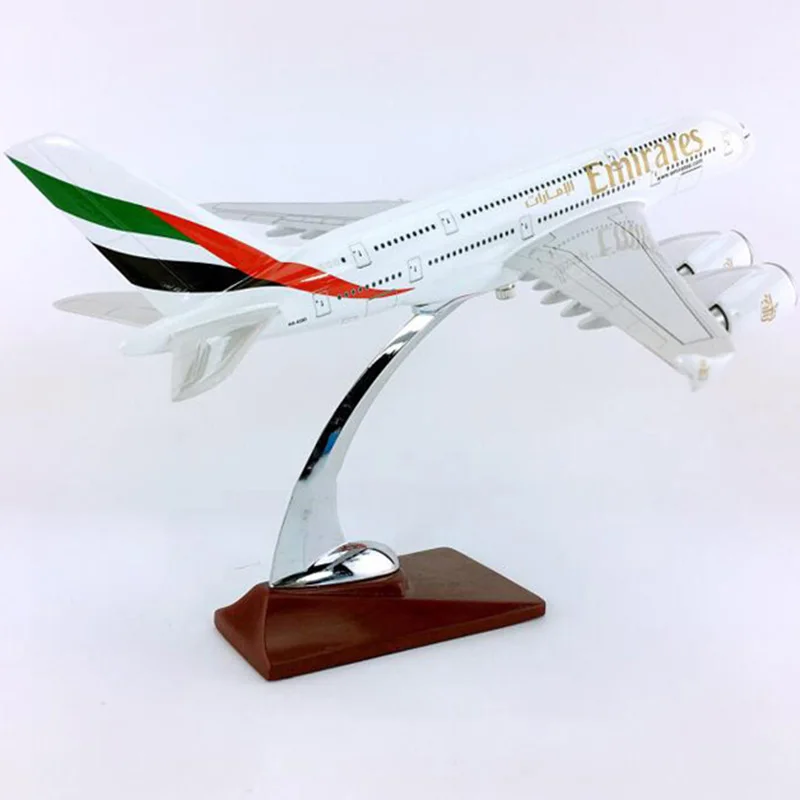 

30CM 1:250 Airbus A380-800 Model United Arab Emirates Plane with Base Alloy Aircraft Collectible Display Toy Collection Decorate