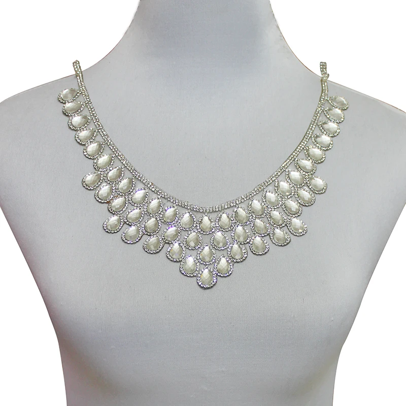 1piece Silver White Rhinestone Crystal Neckline Collar Embroidery Applique Lace Fabri Sewing