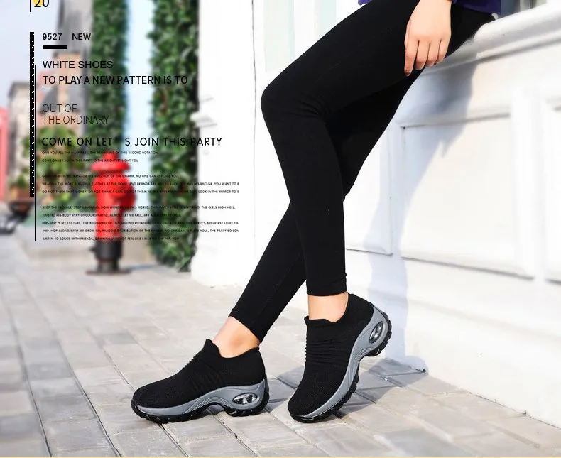 Women Sneakers 72