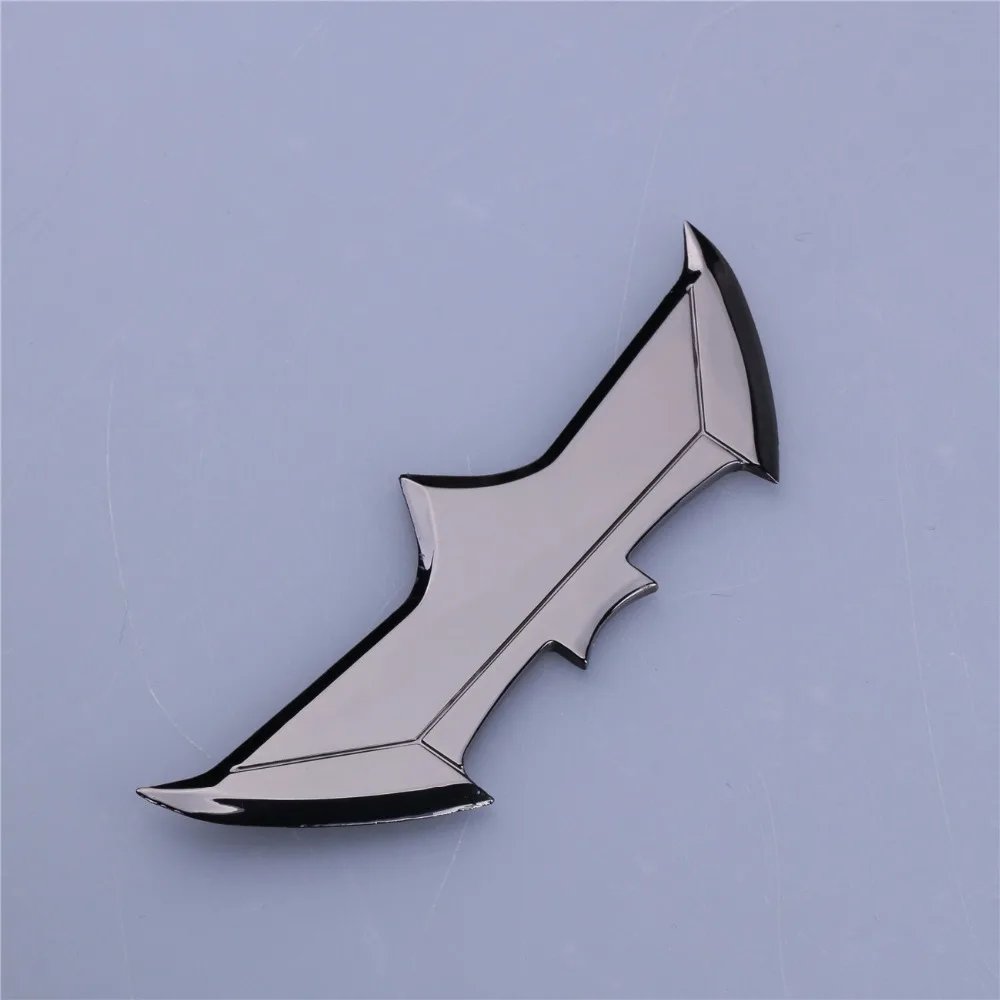 Batman v Superman Dawn of Justice Metal Weapon Bat Darts Cosplay Prop Accessory