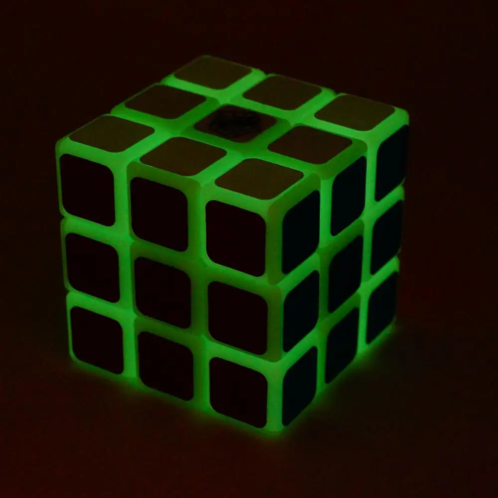 2019 Новое поступление ручной 3x3x3 волшебный куб светящийся в темноте головоломка