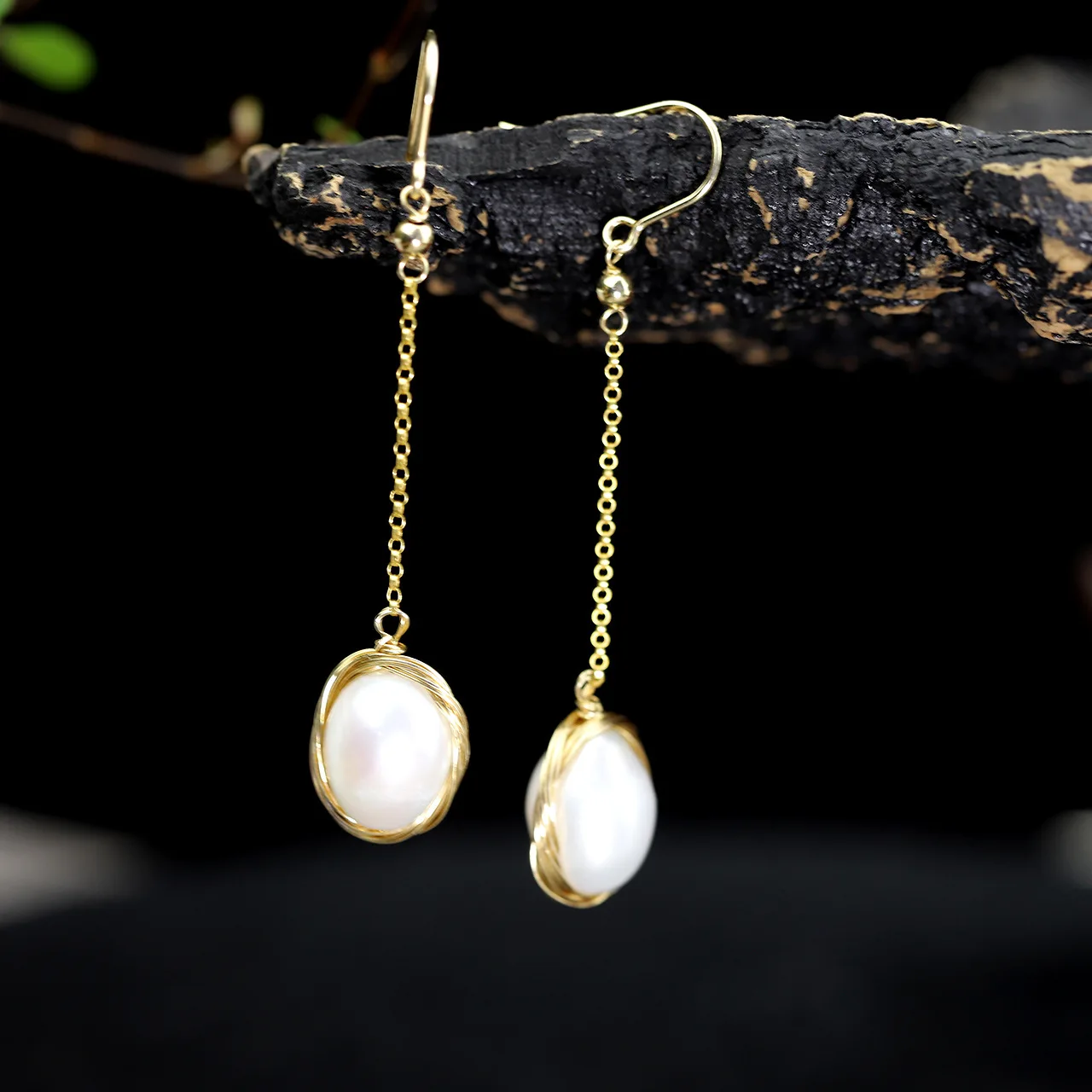 

S925 pure silver gold European and American atmosphere Baroque Pearl eardrop costume, joker.
