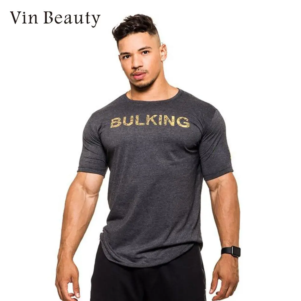 футболка gym. футболка бодибилдинг мужская трапецией. футболка бодибилдер грозный. Gym t shirt. T-shirt скала.