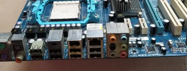 

Free shipping For Gigabyte GA-M720-US3 Original Used Desktop Motherboard M720-US3 Socket AM2 DDR2 On Sale