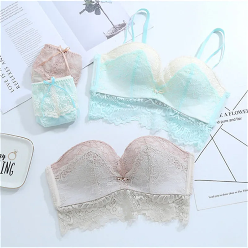 

New Sexy Seamless Underwear Set Fashion Women Romantic Blue Lace Embroidery Flowers Deep V Push Up Bra Set Thick Cotton Lingerie