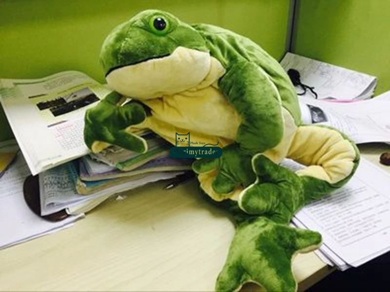 Dorimytrader 60cm New Funny Simulated Animal Frog Plush Toy 24'' Big Stuffed Cartoon Green Frog Doll Pillow Baby Gift DY61558 (14)