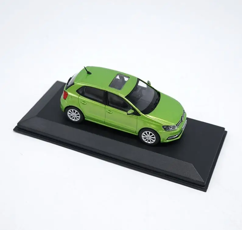 Модели легкосплавных автомобилей 1:43 новые модели Polo с высокой имитацией