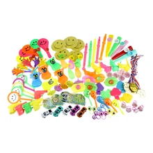 100 шт. 20 типов детская маленькая игрушка Опора Набор вечерние мини-автомобили свисток медаль маленький рука для хлопков панда улыбающееся лицо бубен