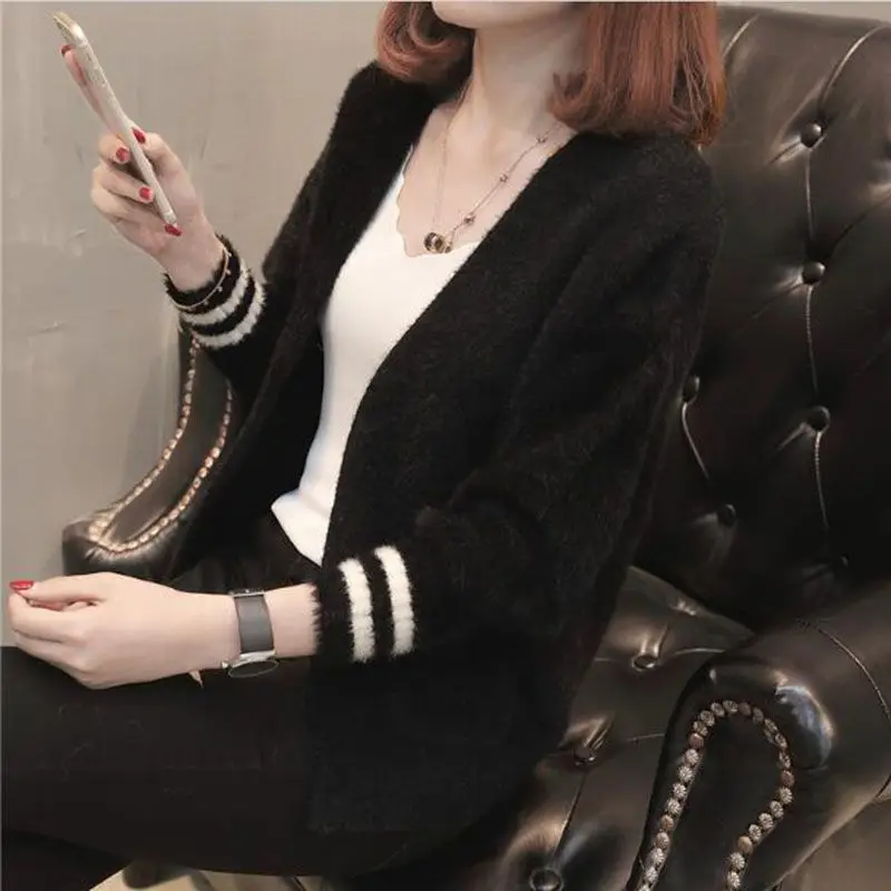 Новая мода осень зима женские модные кардиганы трикотажный свитер топы высокого качества кардиганы свитера пальто AC890 - Цвет: Черный
