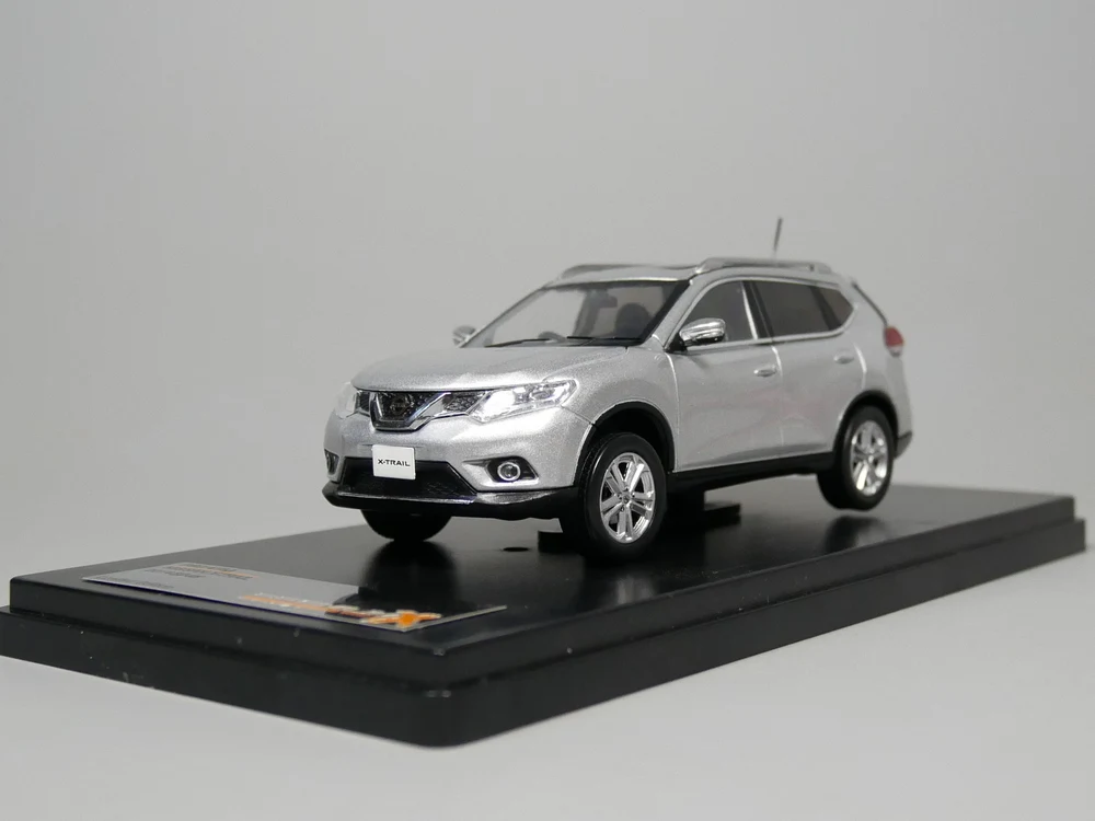 diecast nissan x trail