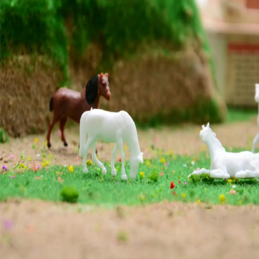 architecture ho scale horse and cow (2)