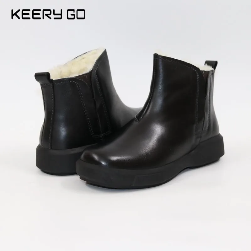 

High quality thick cowhide and in wool fur one snow boots lovers design