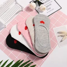 5 пар/лот; 5 цветов; сезон весна-лето; модные удобные короткие носки-башмачки до лодыжки; женские дышащие мягкие трикотажные хлопковые носки с сердечками