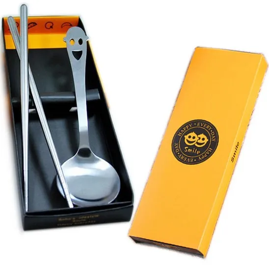 

2pcs/set Creative Smiling Face Dinnerware Set Stainless Steel Dinner Fork Scoops Dessert Tableware Set for Chlidren KV 082