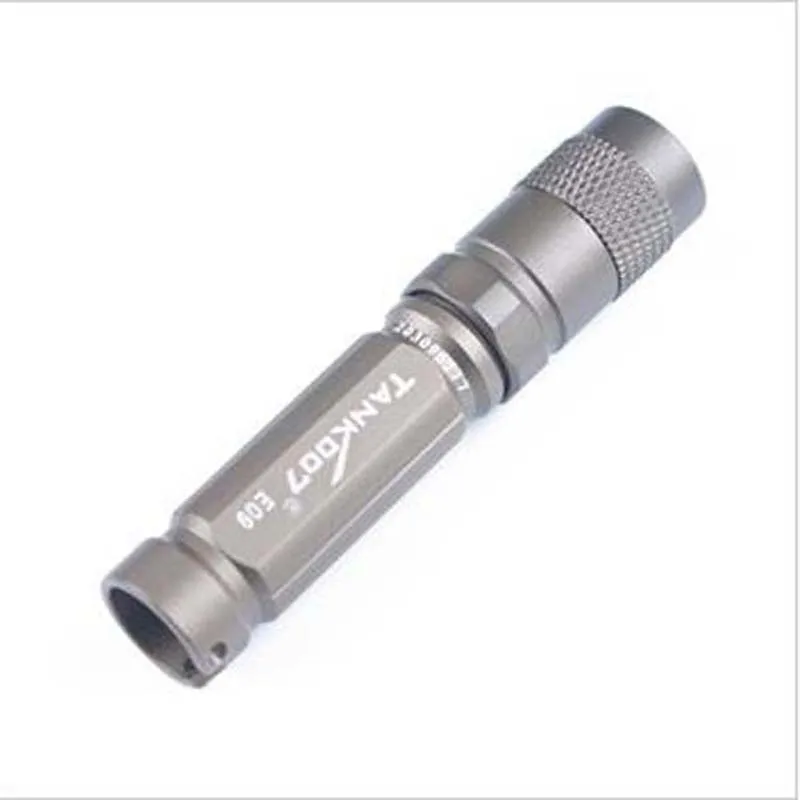 TANK007 E09 CREE XP-E R3 120LM 3-режимный светодиодный мини-фонарик Фонарь(1 х ААА