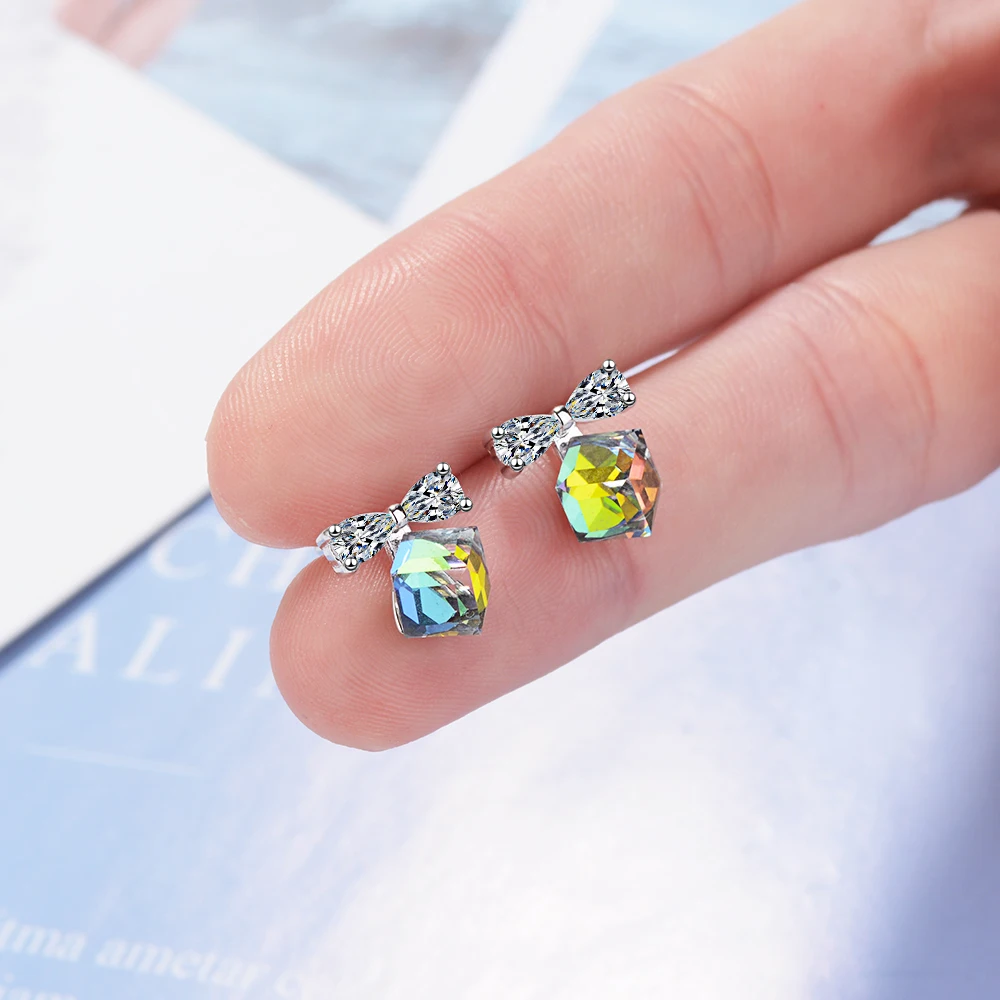 Серьги гвоздики женские из серебра 925 пробы с фианитом|Серьги-гвоздики| |