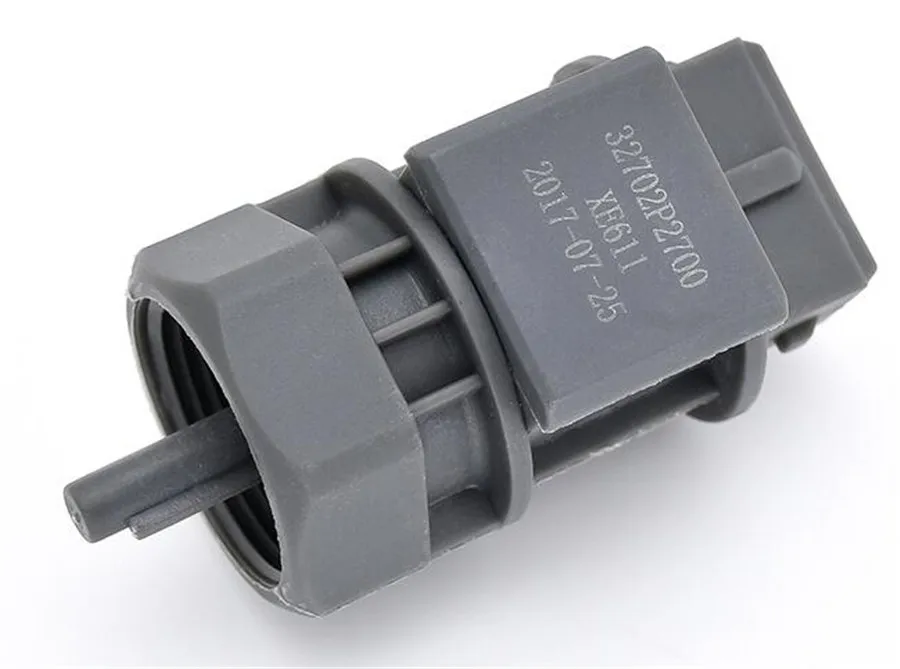 

OM#32702P2700/P27P31QD32QD80 for NISSAN D22 pickup P27 P31 QD32 QD80 speed odometer sensor speed sensor switch