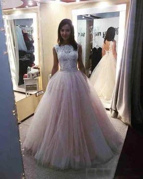 

Pink White Garden Vintgae White Corset Back O- Neck Lace Appliques Muslim Arabic Wedding Dress Boho Sofuge Vestido De Noiva