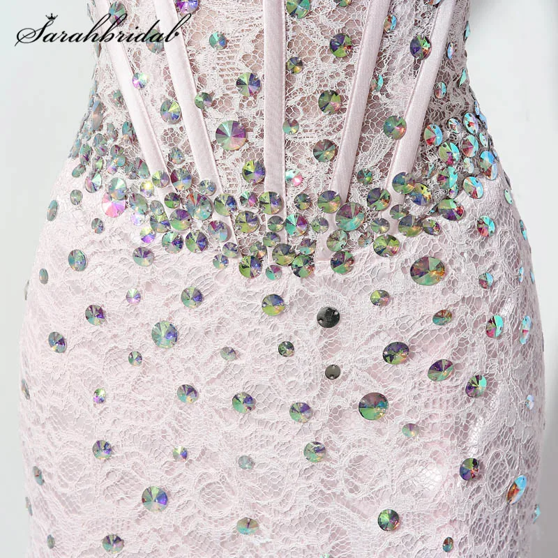 Сексуальное вечернее платье без бретелек розовый халат и цветами ручной работы и аппликация без бретелек с украшением в виде кристаллов и украшенное бисером с юбкой-годе знаменитости платьев с длинным шлейфом SD327