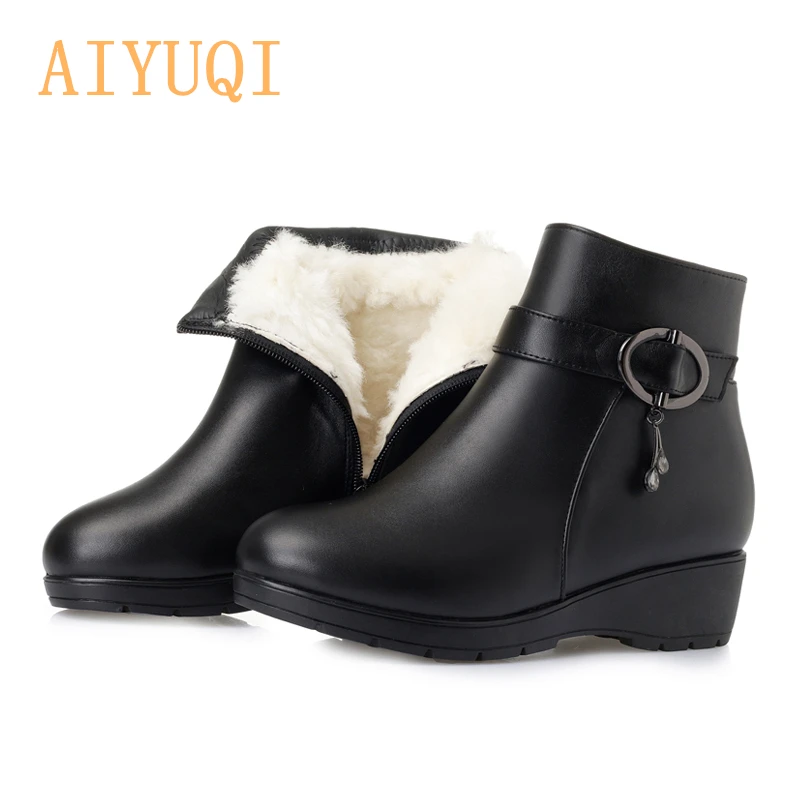 

AIYUQI Women snow boots 2020 genuine leather flat boots big size 41 42 43 warm thick mother boots winter naked shoes
