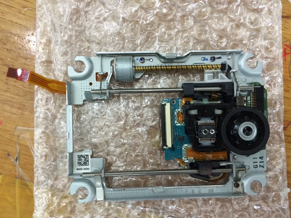 Original replacement part Laser Lens For Sony PS3(slim) KEM 450EAA With Framein Replacement