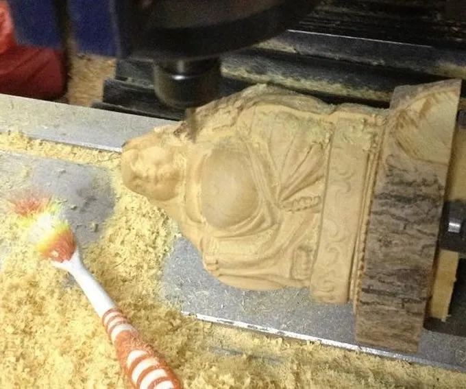 10. CNC Router engraving machine (9)