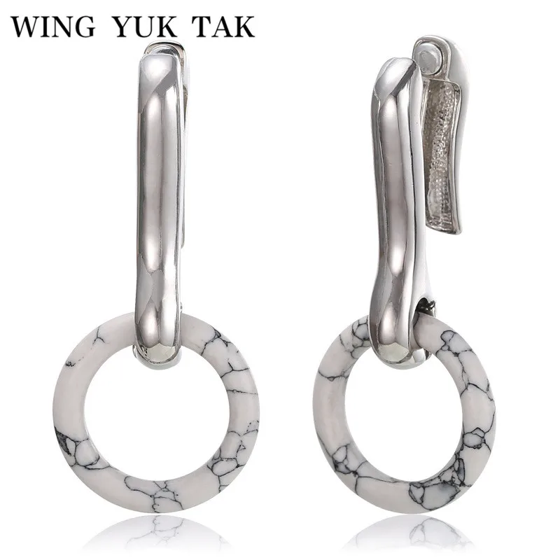 

wing yuk tak 2018 New Earrings Fashion Elegent Round Hollow Synthetic Stone Earrings For Women Superstar The Same Style Earrings