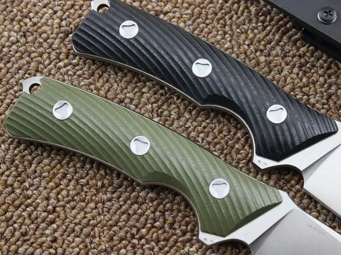 3743325070_1880496611