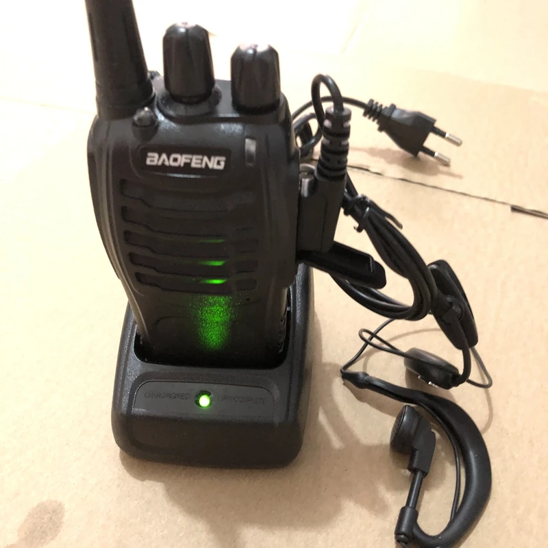 

BAOFENG BF-888S Walkie Talkie UHF FM Transceiver Handheld Interphone 400-470MHz 16CH Two Way Portable CB Radio UHF ham CB radio
