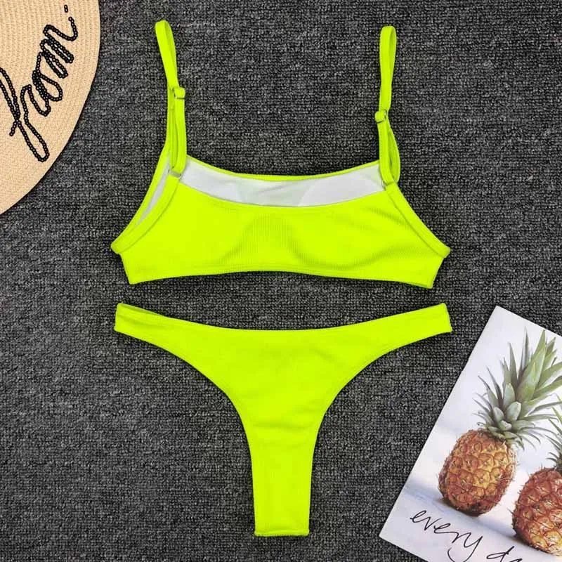 Traje de baño 2019 neón amarillo Micro Bikini Sexy Tanga traje de baño mujer baja cintura Bikini conjunto bañador acanalado