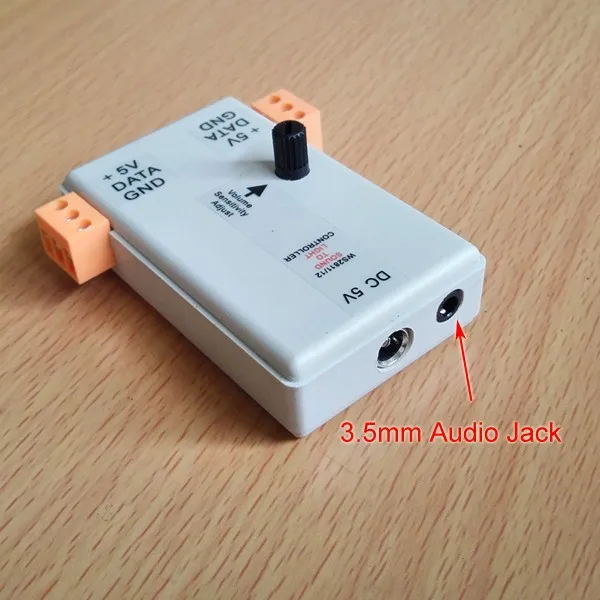 

New Arrival 5V WS2811/2812 Sound to Light Controller With Audio Jack For LED Strip Light DMX Controller DMX Interface