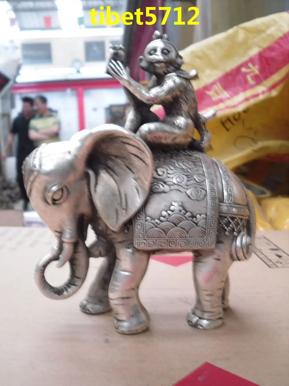 

Tibetan Buddhist bronze ruyi elephant with monkey lovely statue Garden Decoration 100% real Brass Bronze