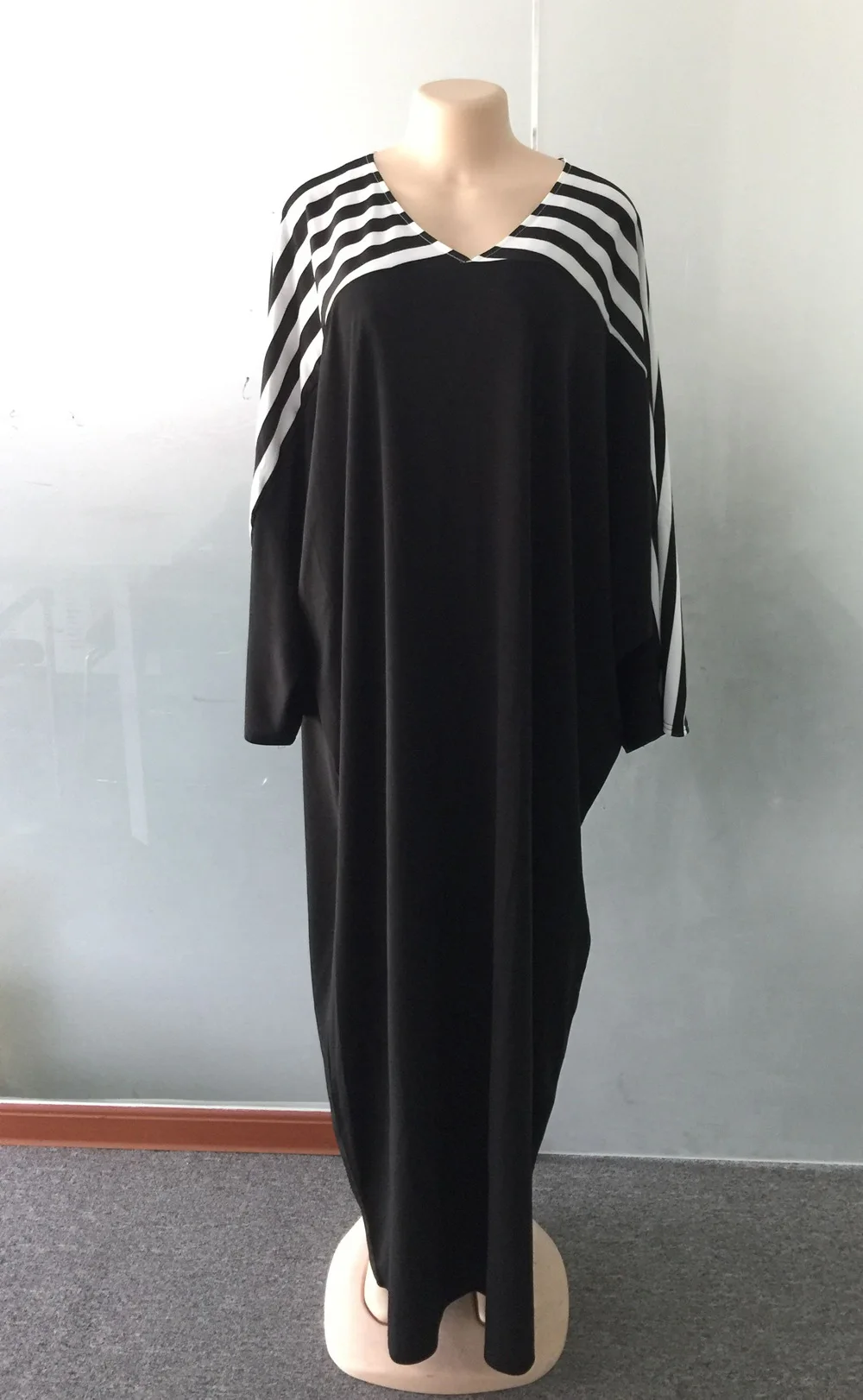 Африканские макси платья женские весна лето осень женское длинное платье хиджаб Полосатый Плюс Размер свободная африканская одежда сказочные сны - Color: Black Dress