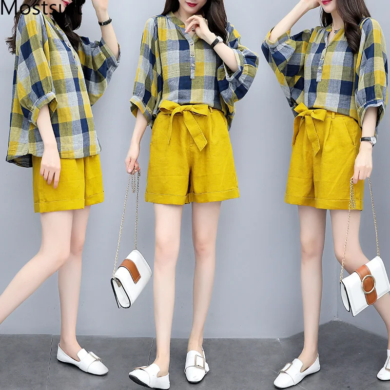 

2019 Summer Yellow Two Piece Sets Outfits Women Plus Size Plaid Shirts Tops And Wide Leg Shorts Suits Casual Elegant Korean Sets